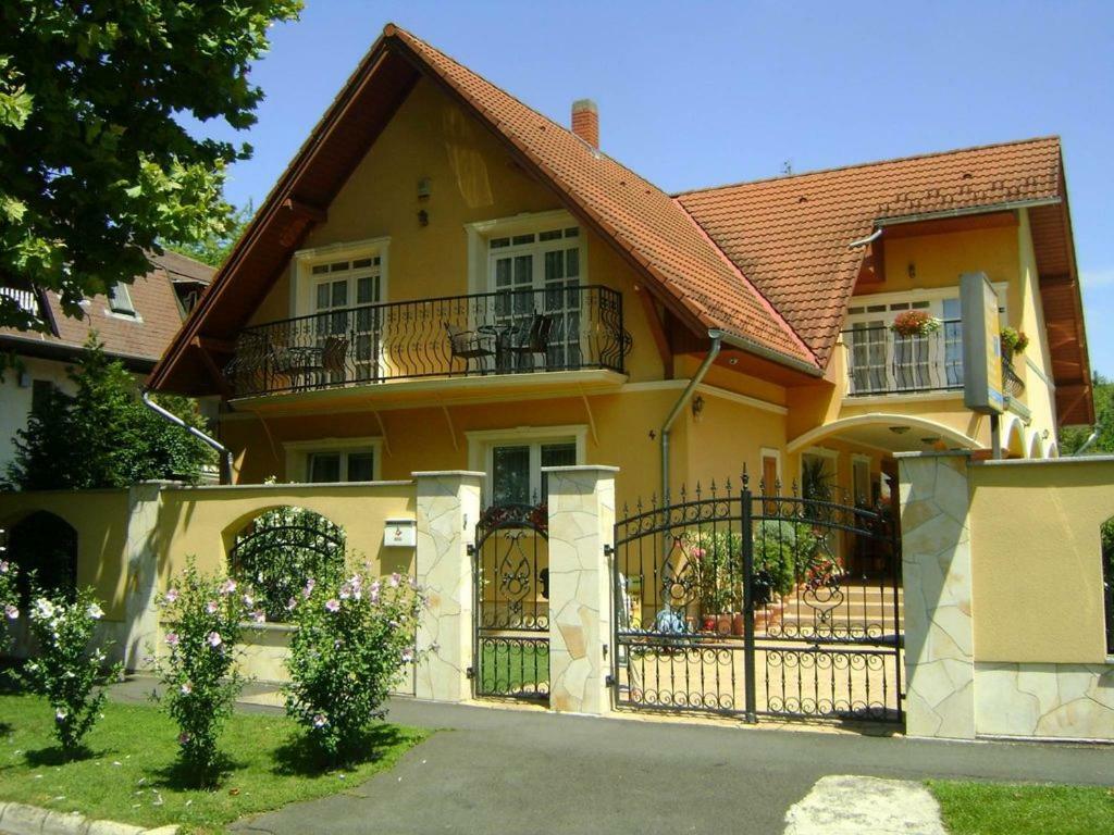 Villa Mikes 希欧福克 外观 照片